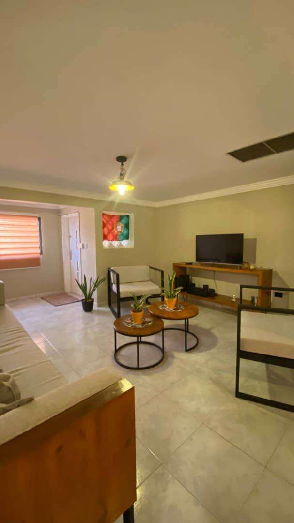 Living room of the spacious apartment in Edificio Karla Patricia, Urb. Lago Mar Beach, Maracaibo, Zulia